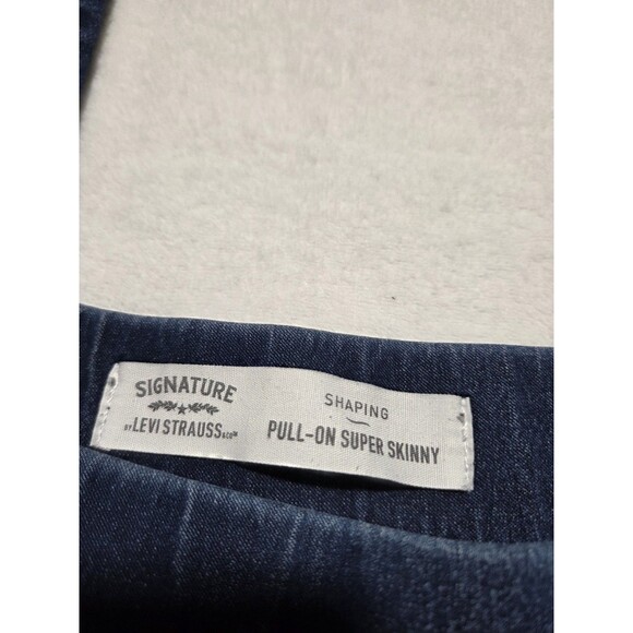 Signature by Levi's Shaping Pull-On Super Skinny Jeans Women's 18 W34 High Rise - Picture 3 of 11